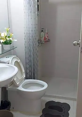 Azure C2 Balcony Wifi Near Mall Airport Multiple Units Hotel Manila