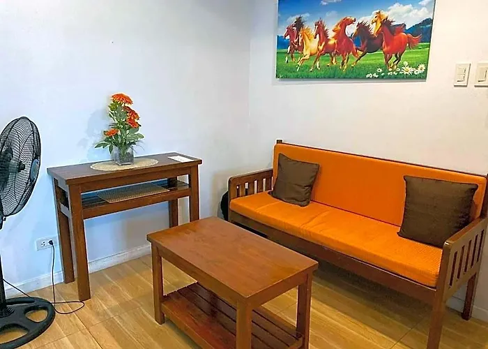 Azure C2 Balcony Wifi Near Mall Airport Multiple Units Hotel Manila